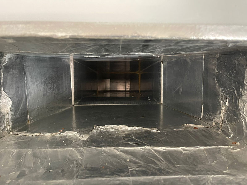 Conducto de ventilación limpio
